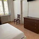 Giulia Oda ve Kahvaltı 3*