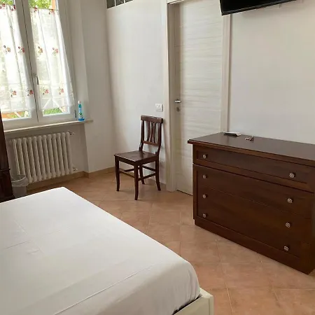 Giulia Bed & Breakfast 3*