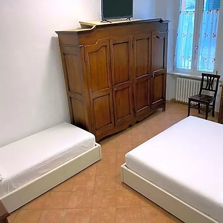 Giulia Bed & Breakfast 3*